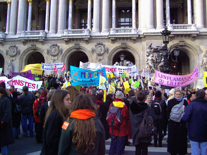 Arrivee devant l'Opera